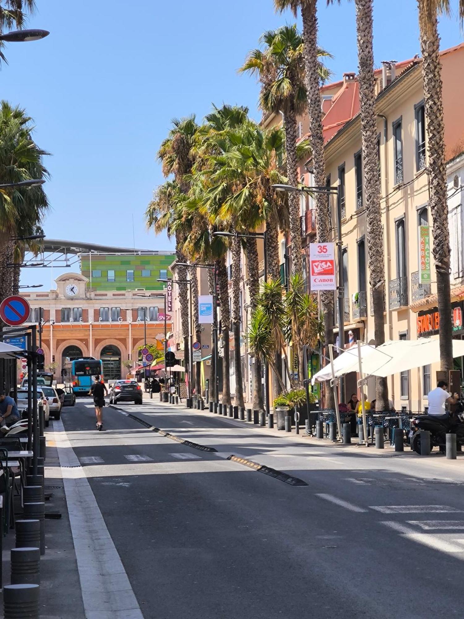 Apartmán F1 200 Metre De La Gare Perpignan Exteriér fotografie