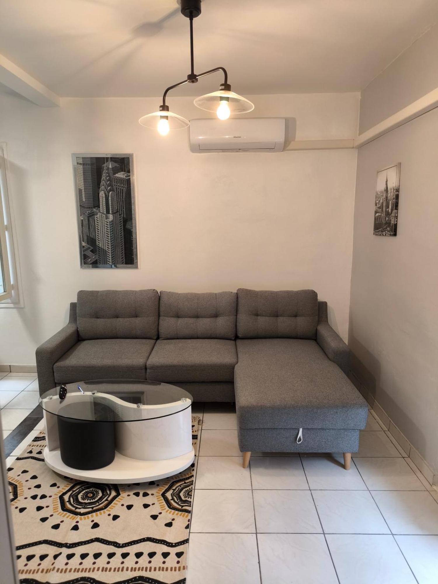 Apartmán F1 200 Metre De La Gare Perpignan Exteriér fotografie