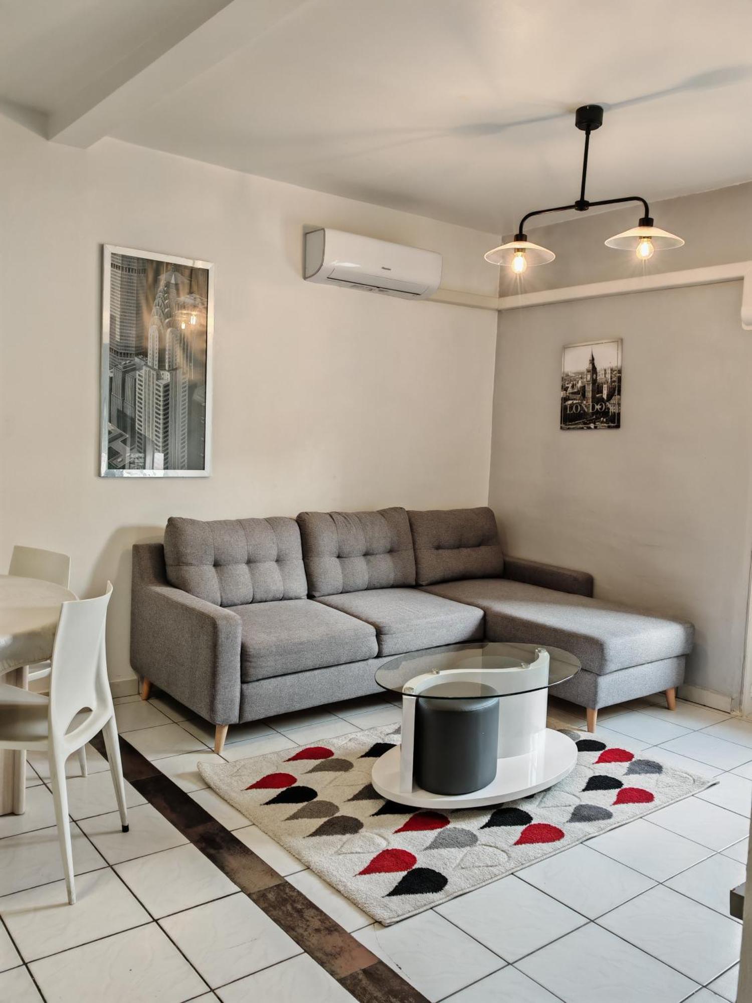 Apartmán F1 200 Metre De La Gare Perpignan Exteriér fotografie